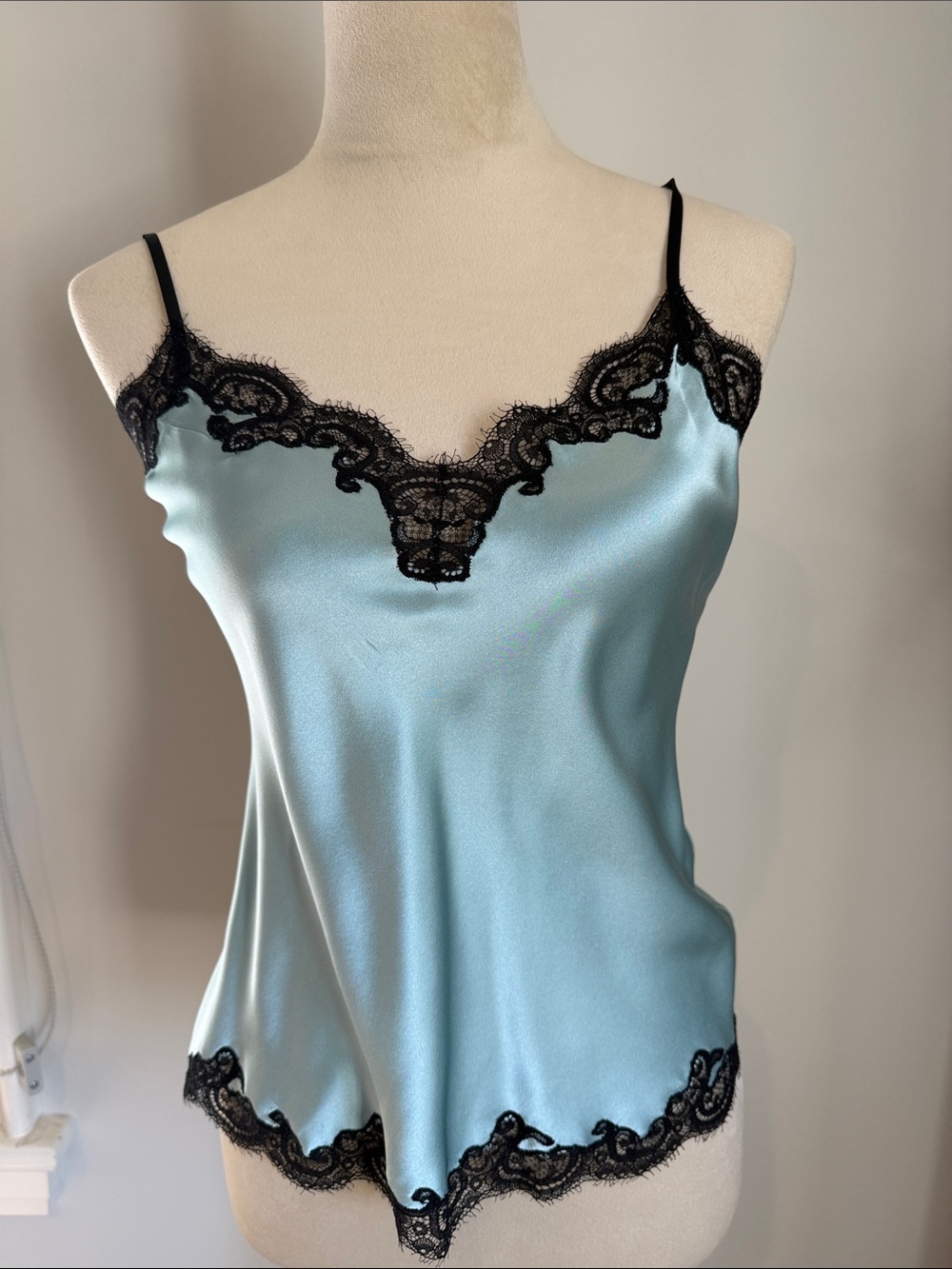 Natori seafoam Blue Slip with Black Lace Trim - Picture 2 of 8
